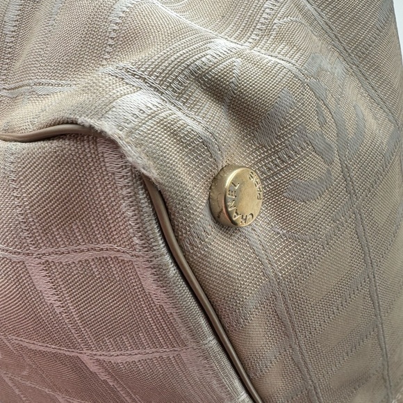 Chanel-Authentic- Travel Line Tote Bag Pink Blush - Picture 8 of 15